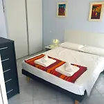 Menton Center 200 M From The Sea, Terrace And Garage